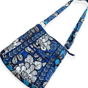 VERA BRADLEY Women’s Blue Bayou Floral Quilted Crossbody Hipster Bag One Size